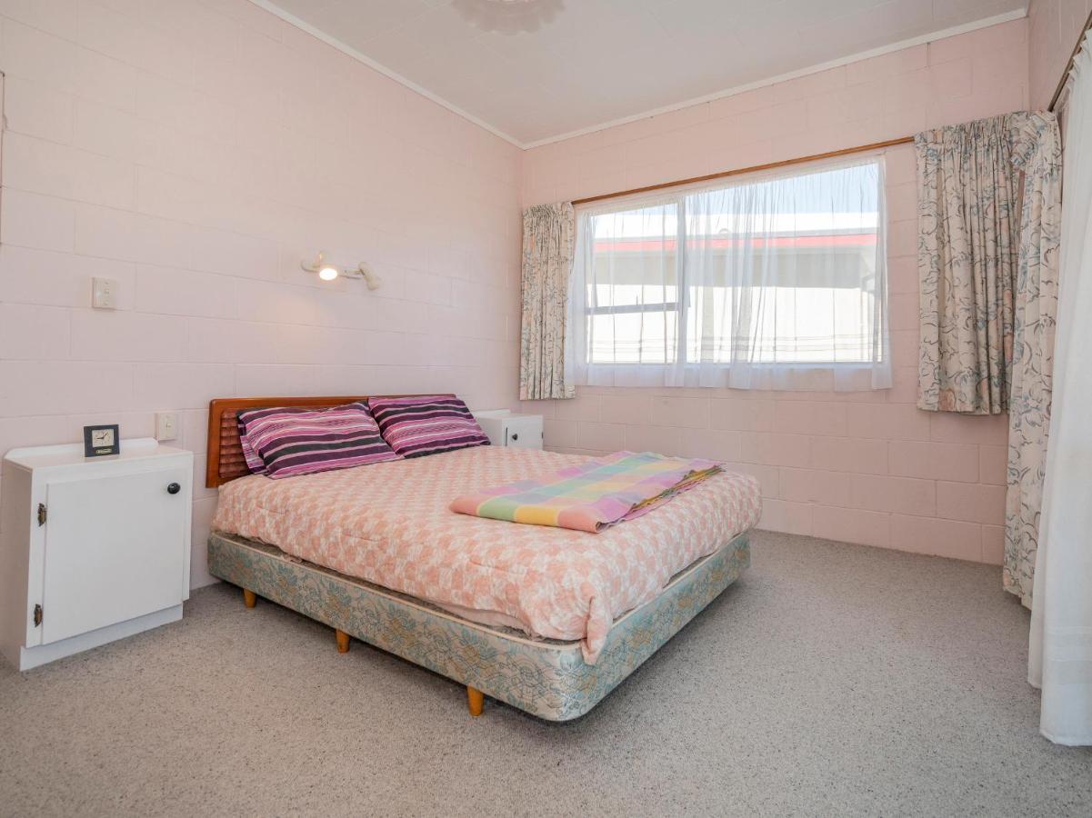 Cosy At Cooks - Cooks Beach Downstairs Unit Екстер'єр фото