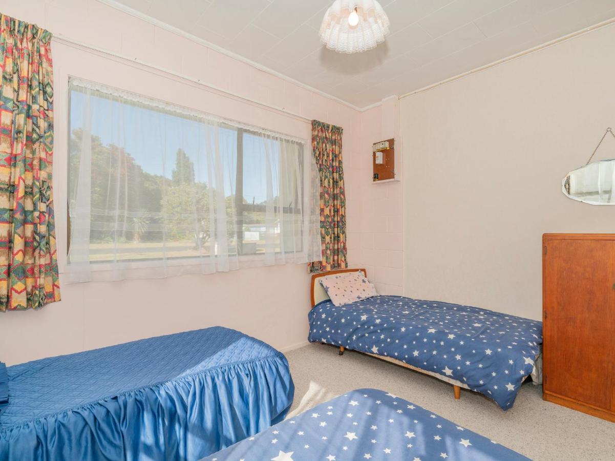 Cosy At Cooks - Cooks Beach Downstairs Unit Екстер'єр фото
